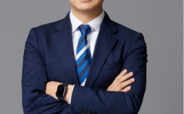 原阿里巴巴团体
副总裁黄海清加盟上海AI大模子
“国家队”