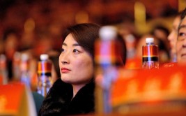 娃哈哈总司理
宗馥莉请辞？知恋人
士称属实，高管此前不知情