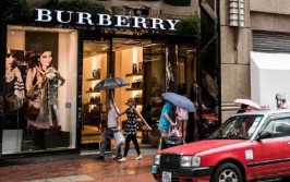 巴宝莉发布预警并更换CEO 股价重挫16%