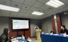 新能源车变身“充电宝”面对
多重挑衅
，专家：配电网安全受检验