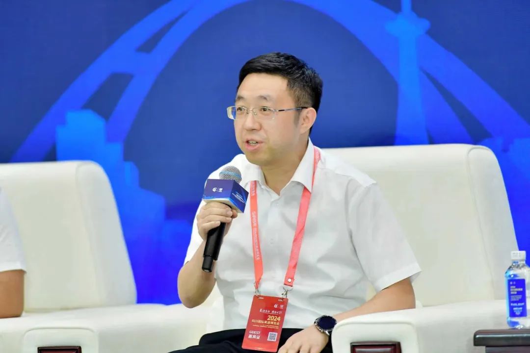 “六朵金花”支招市场，川酒企业如何应对市场挑战？ “六朵金花”支招市场，川酒企业怎样
应对市场挑衅
？ 时时快讯