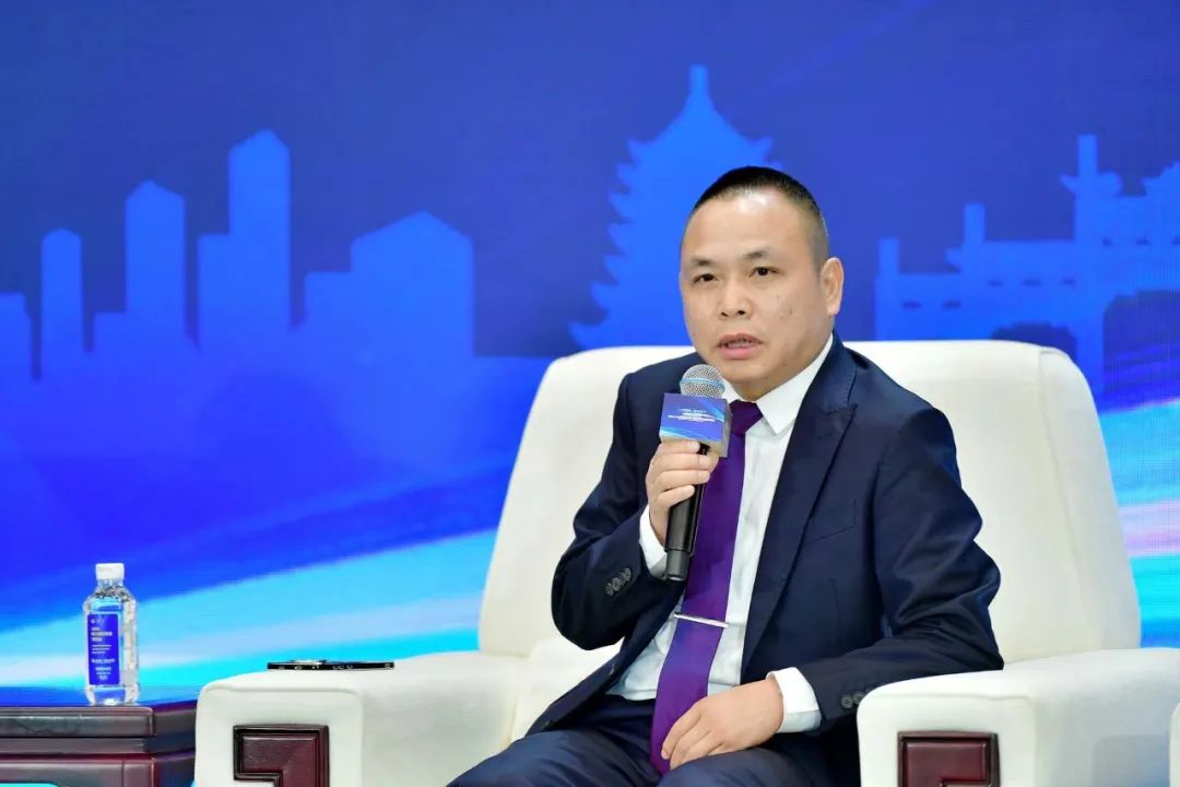 “六朵金花”支招市场，川酒企业如何应对市场挑战？ “六朵金花”支招市场，川酒企业怎样
应对市场挑衅
？ 时时快讯