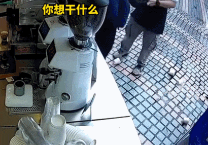 理想很胖东来，现实很Manner 抱负
很胖东来，实际
很Manner 时时快讯