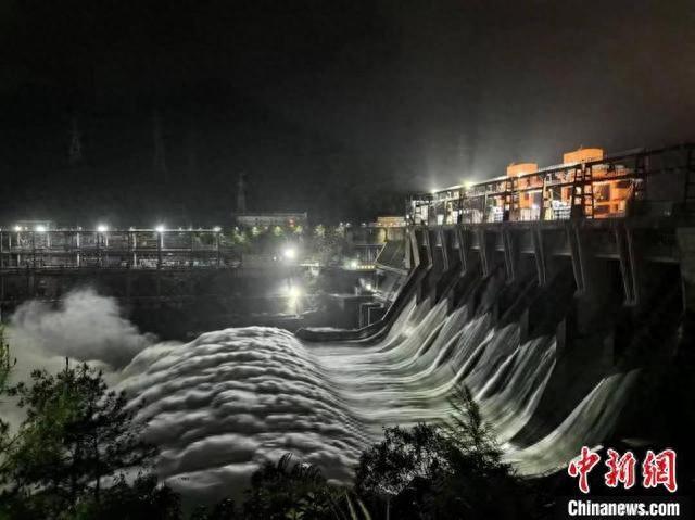 杭州加强新安江水库扩大泄洪预备
，西湖腾出库容33万立方米 时时快讯