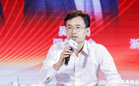 国新基金吴晓鹏：资金是中性的，但财务
资金不是中性的 时时快讯